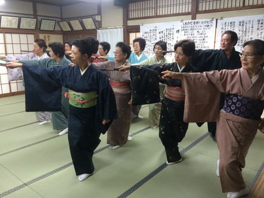 教室での練習風景